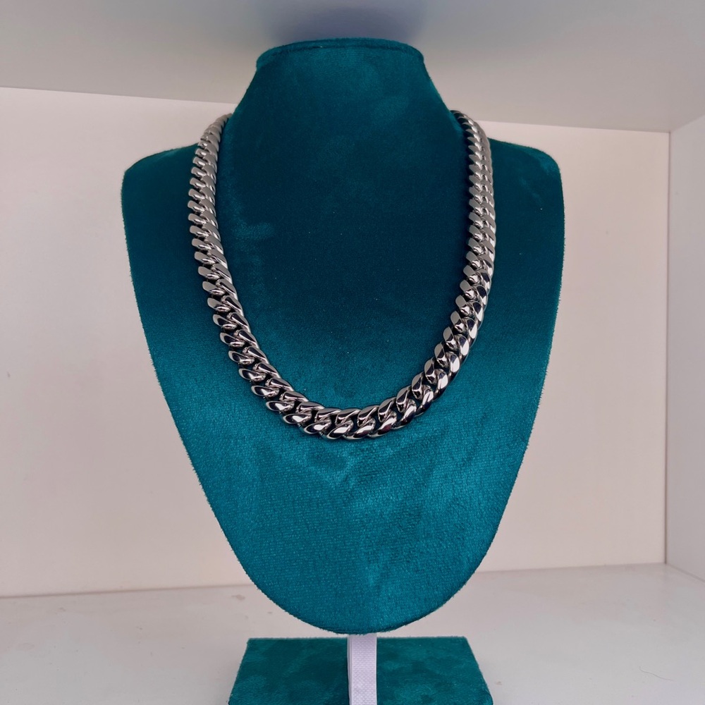 12mm Cuban Chain For Men - Picture 6 of 7